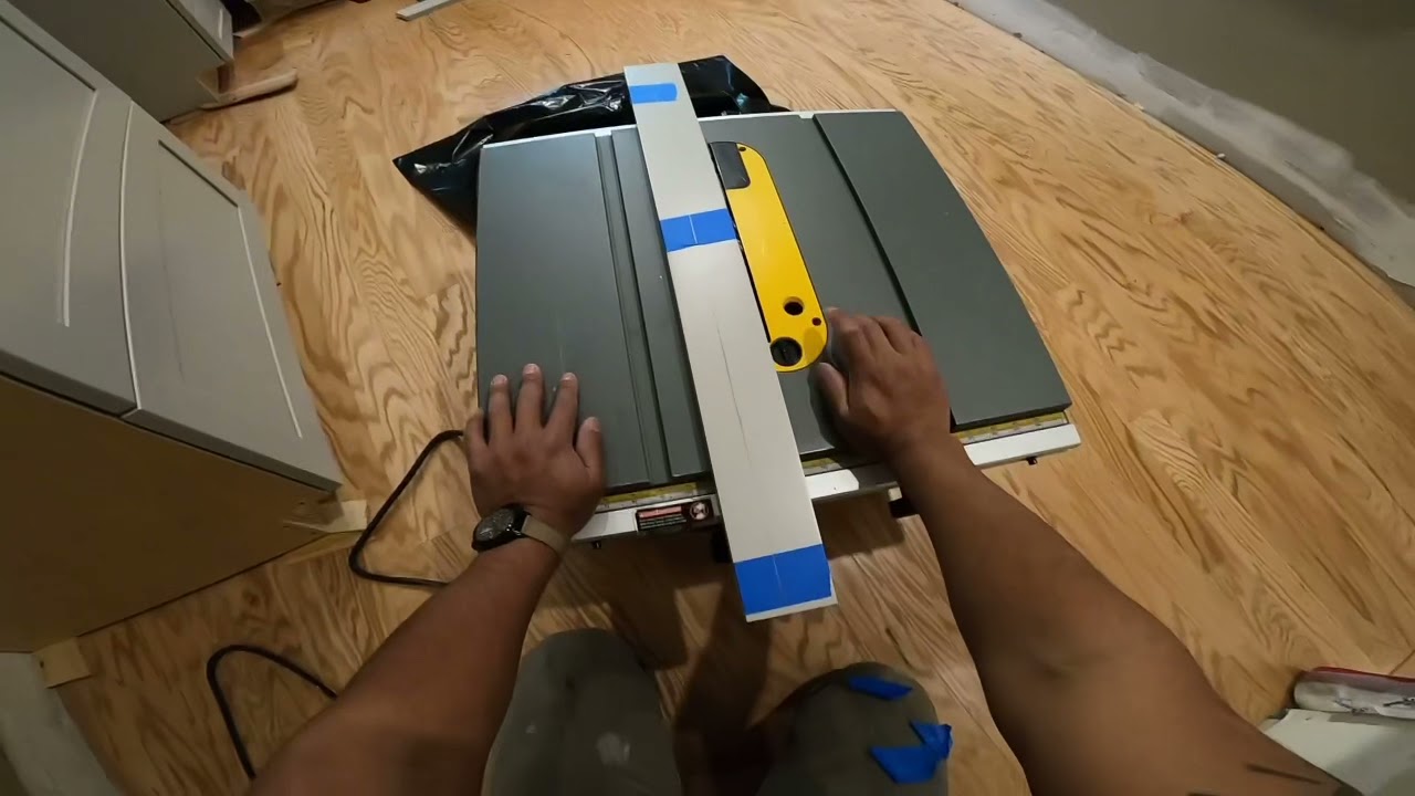 Cabinet filler