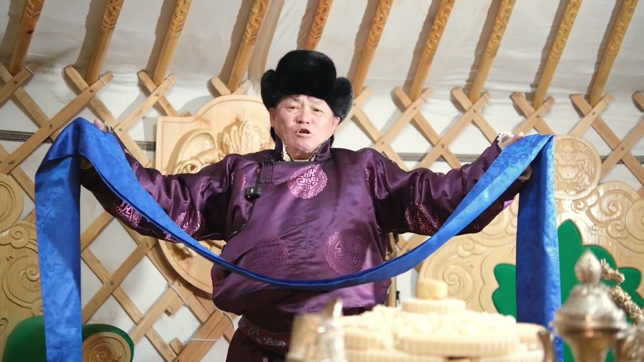 Монгол улсын тэргүүн зэргийн ерөөлч магтаалч С.Мөнхжаргалын айлтгасан сэвлэгний ерөөл