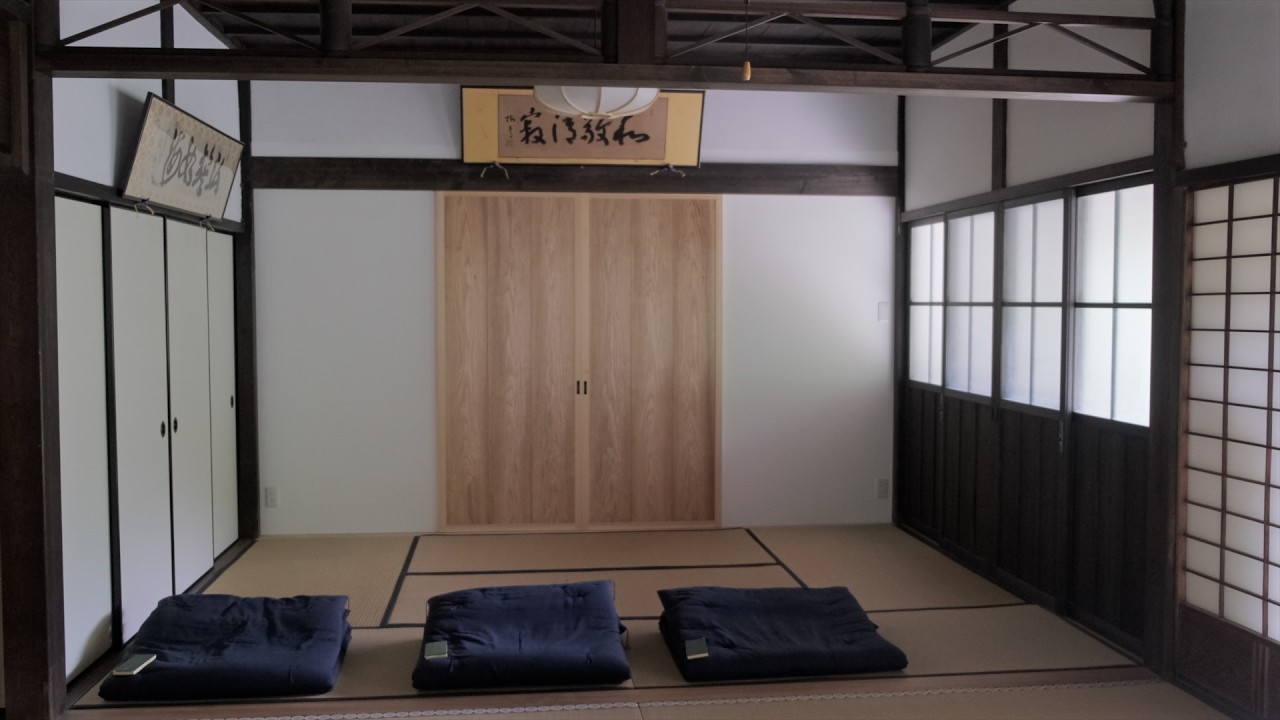 本堂・玄関・茶の間 /Hondo•Entrance•Tearoom