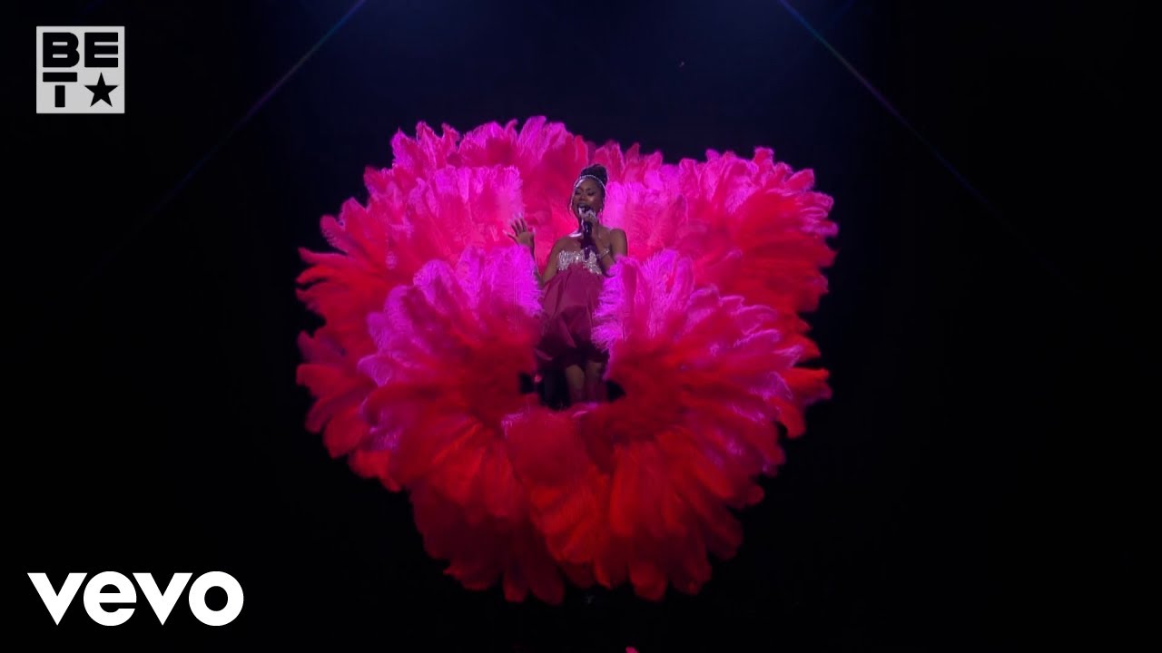 Muni Long - Time Machine / Hrs and Hrs (Live From The BET Awards 2022)