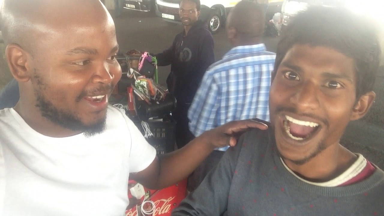 Insizwa yendiya ekhuluma Isizulu phaqa! Zulu-speaking Indian!