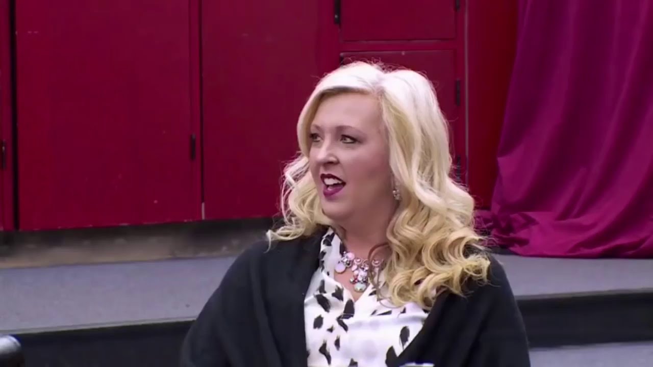 Dance Moms - Jess Insults Brynn By Saying She Looked Like Jojo (S6,E16)