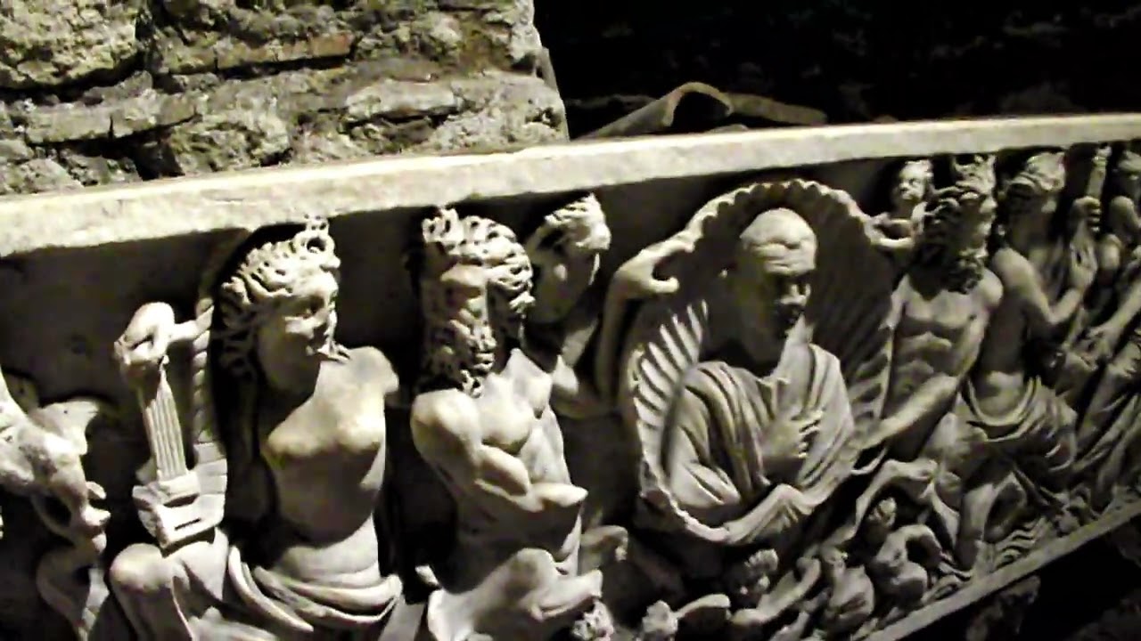 BASILICA paleocristiana di san Crisogono a Trastevere   Original church underground @manortiz46az
