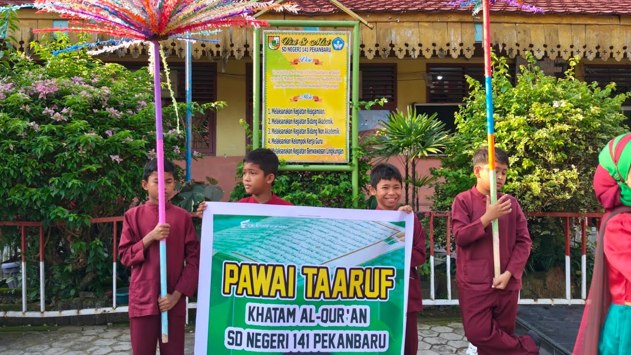 Pawai Ta'aruf Khatam Al-Quran - SD Negeri 141 Pekanbaru 