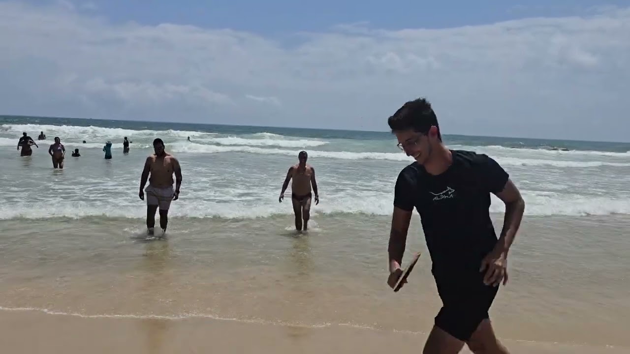 JOARES E FAM&Iacute;LIA DE F&Eacute;RIAS EM ITACAR&Eacute; BAHIA PRAIA DO REZENDE 07/01/25