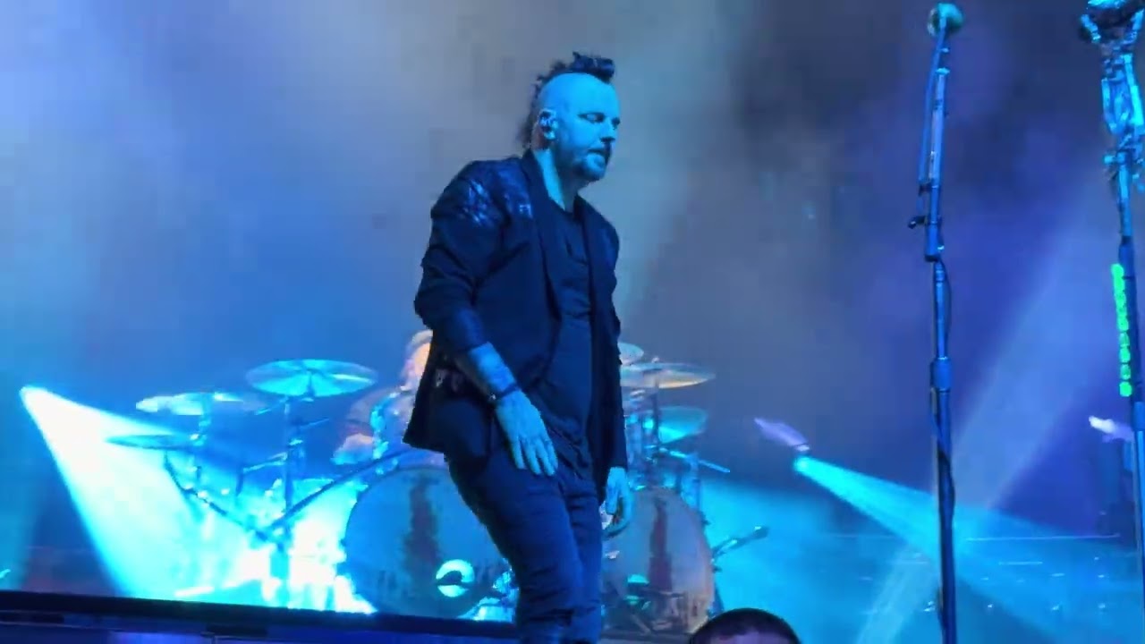 Three Days Grace - Right Left Wrong live in Grand Rapids, MI 2/24/26
