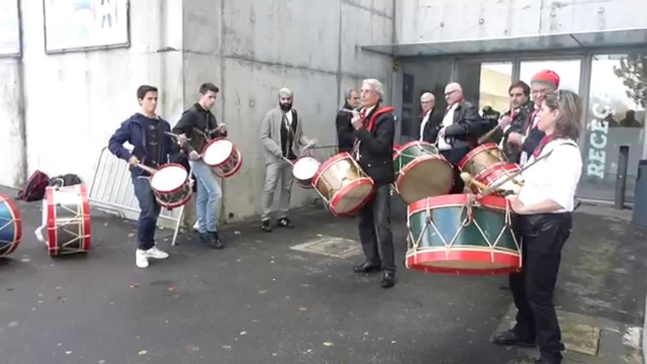 Velhos Nicolinos - Practice before James Concert - Guimaraes 28.11.2014