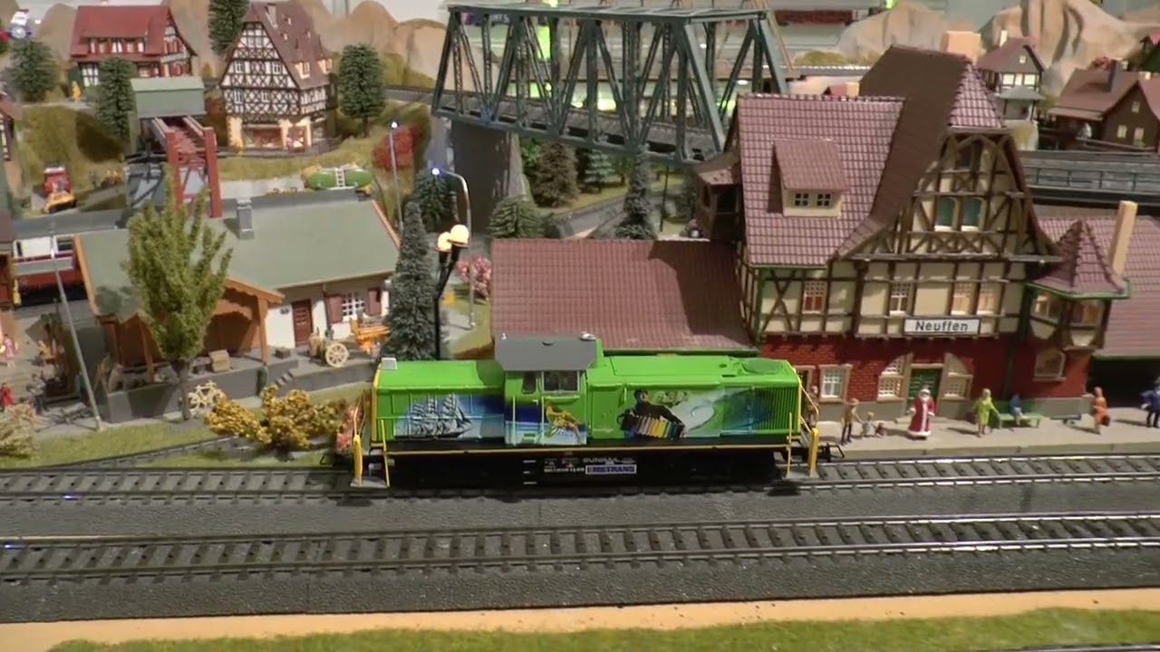Eine Brawa V90 sunrail, umgebaut auf ESU Loksound 5.0