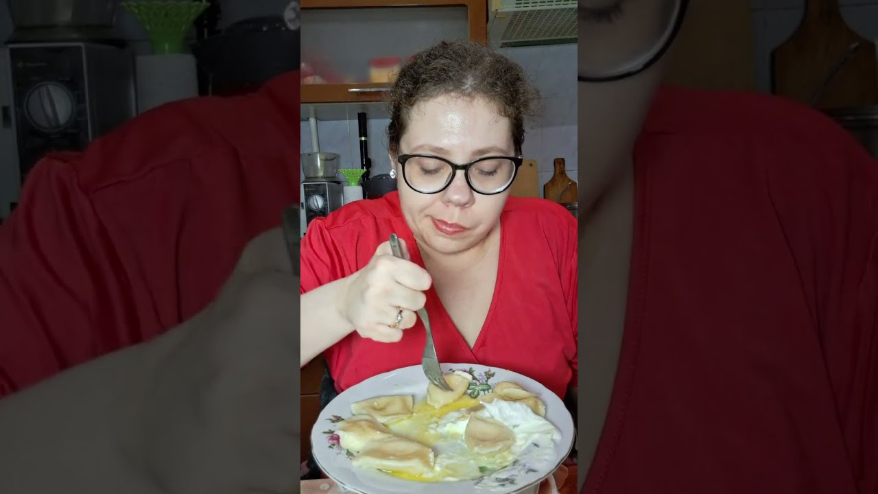 Мукбанг Вареники с соленым творогом