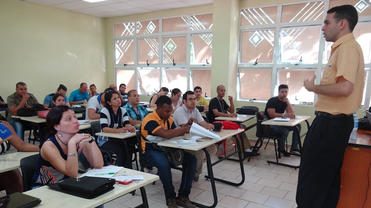 Universidad en Cuba ¿Qué opinan los estudiantes sobre la Educación Superior en Cuba?