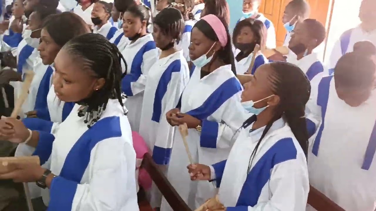 Nitamtukuza Bwana.