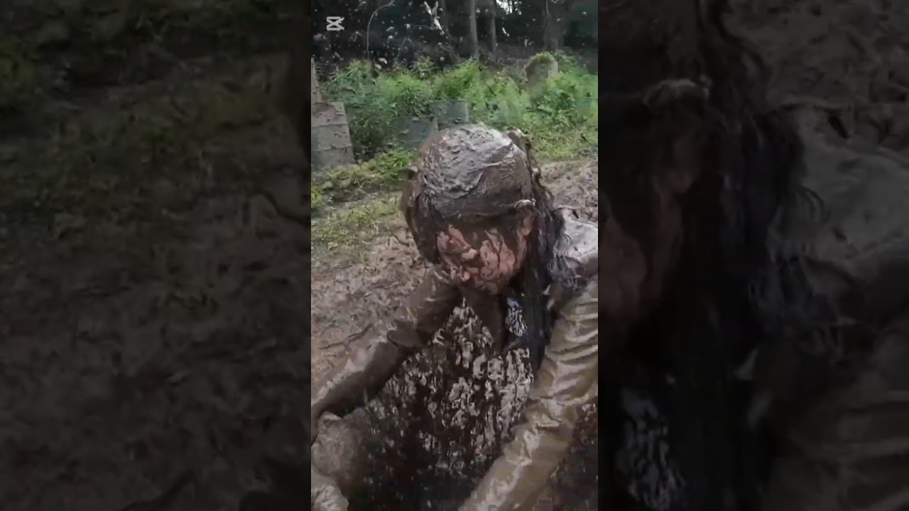 泥まみれ #Mud