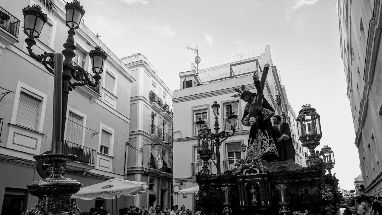 Resumen Via-Crucis Magno Cádiz 2018 (completo)