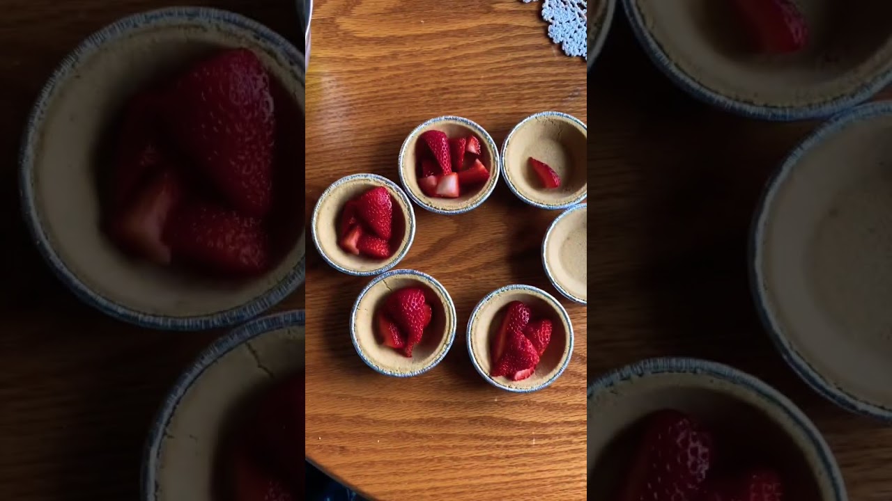 Mini Strawberry Pie #strawberrypie #strawberry #summerrecipes #recipe #pie