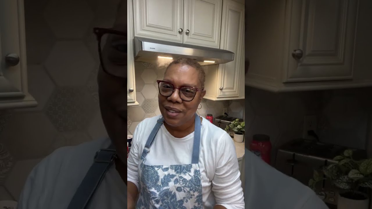 Carrie’s Cozy Kitchen is live! GOOD Sunday Everyone!