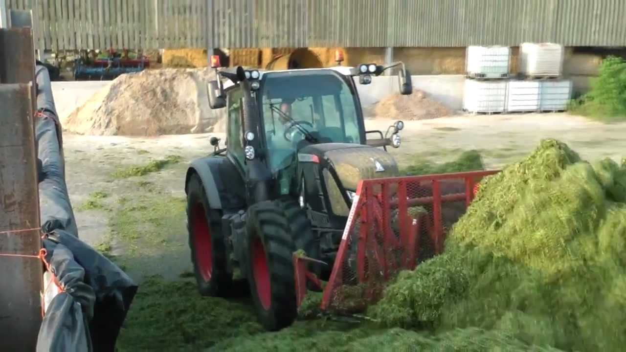 Silage 2012.Fendt 720 Black Beauty Buckraking [HD]
