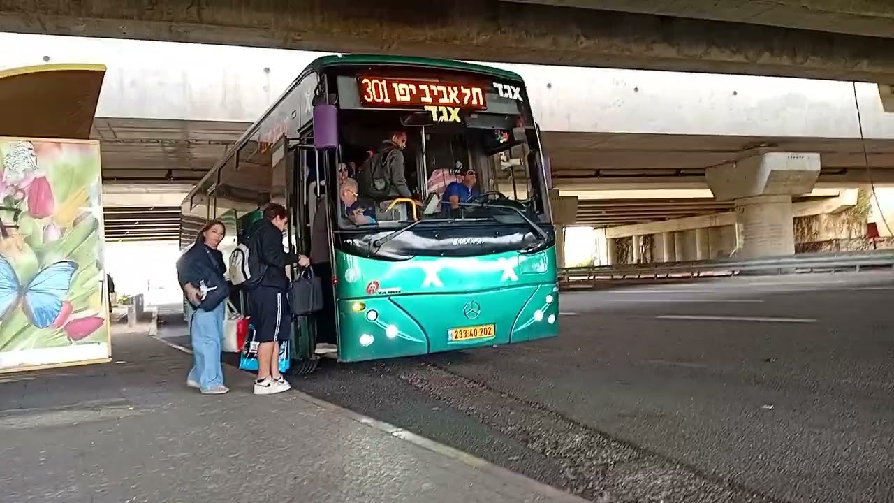 Mercedes Benz Euro 6 Barak 21 Of Egged On Route 301 To Tel Aviv In HaRishonim Rail In Rishon Lezion
