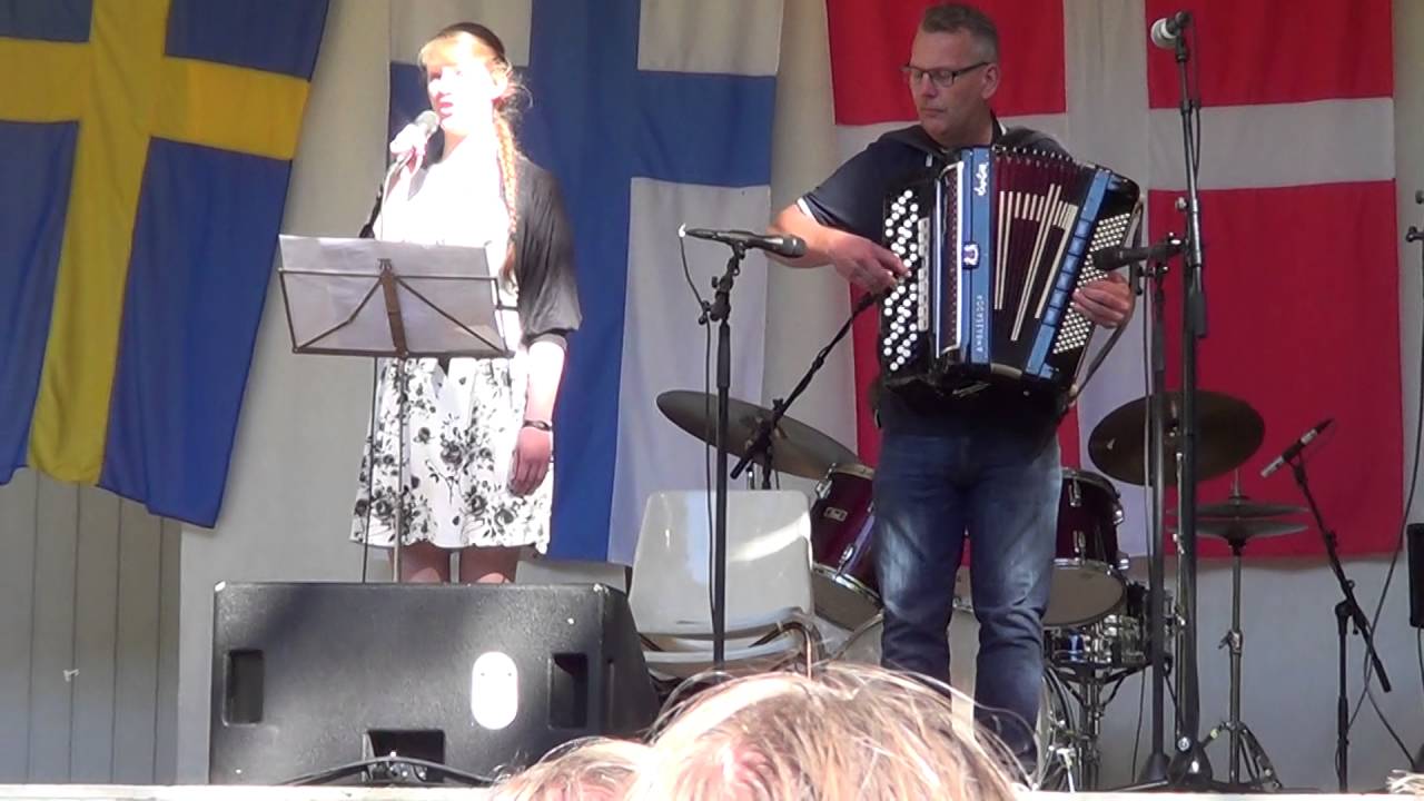Hjo dragspelsstämma 2016: Morfar har berättat - Stina & Peter