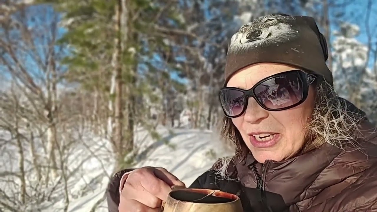 Orajärven jäällä liukulumikengillä