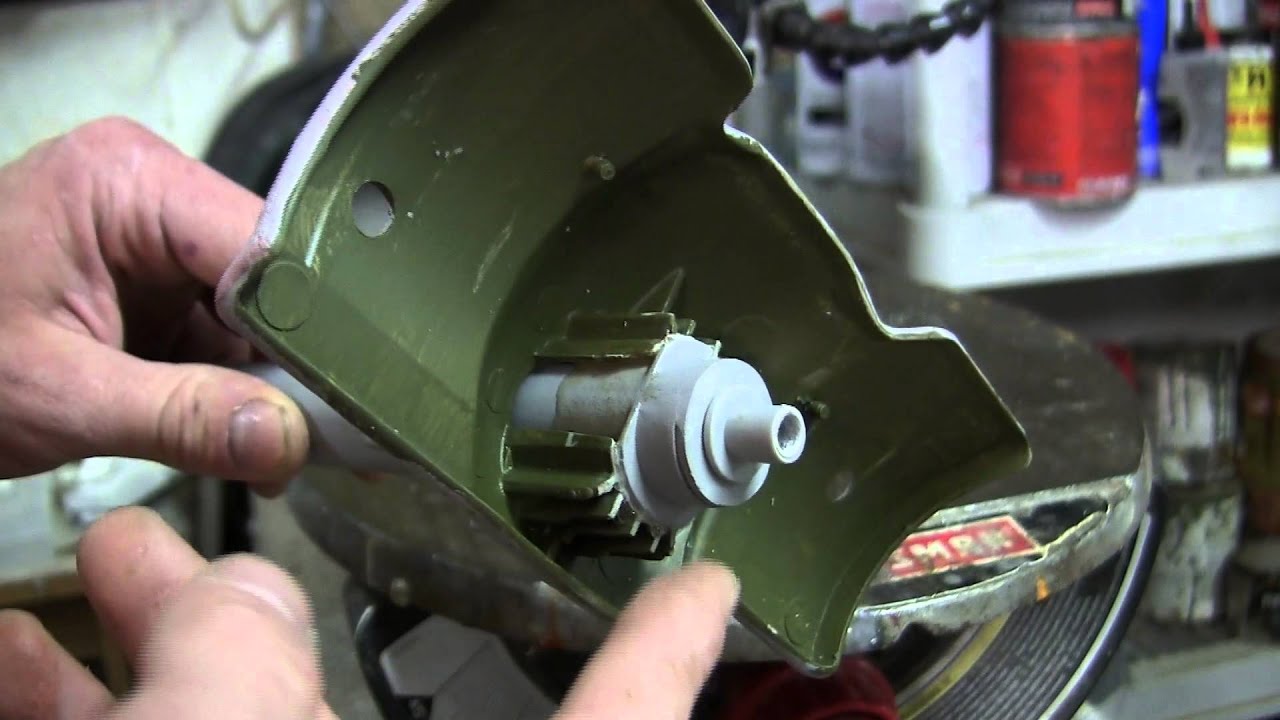 1/6th scale Dragon M4A3 Project video #6 (Upper deck details, and turret)