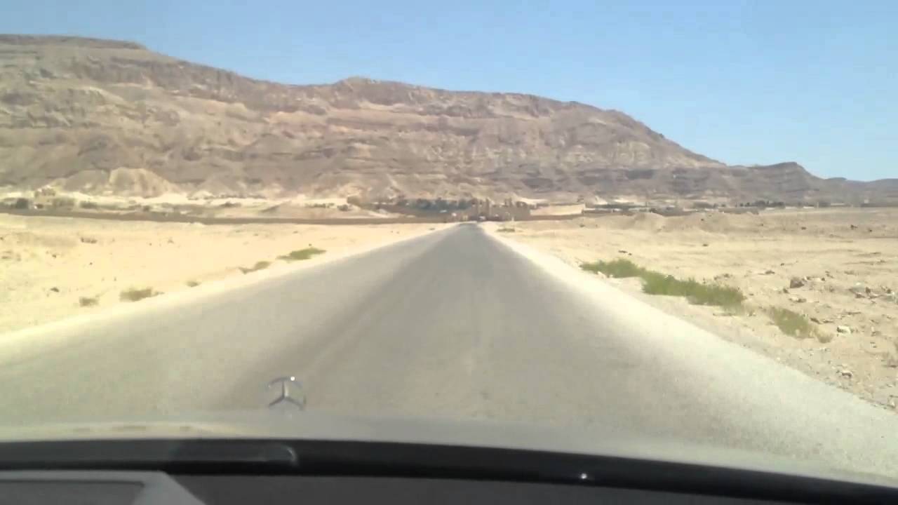 الطريق الي دير الامبا أنطونيوس بالبحر الأحمر