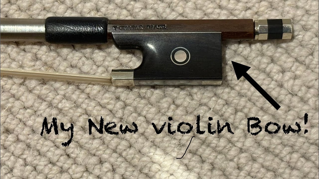 Unwrapping my me violin bow by T. Chagas from J. P. Guivier!