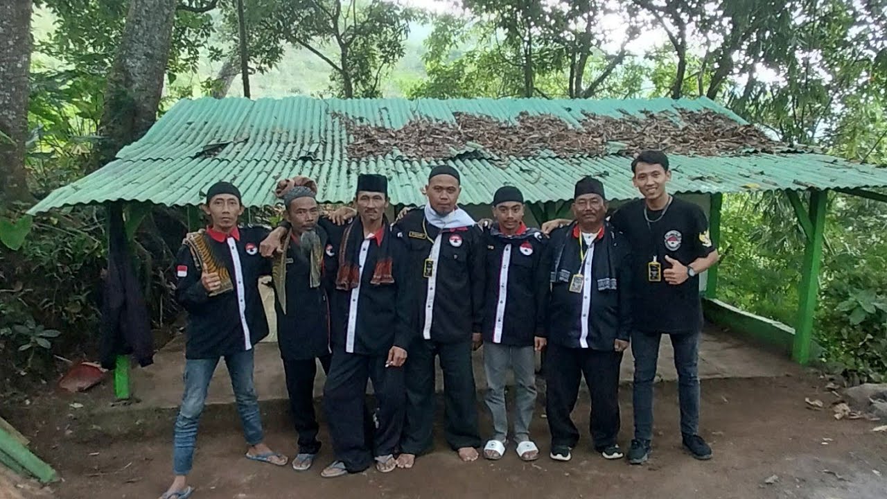 🔴 MAKAM HARGO JALI-Bukit Gunung Wilis Nganjuk #expressmalam #makamkeramat #penelusuran #nganjuk