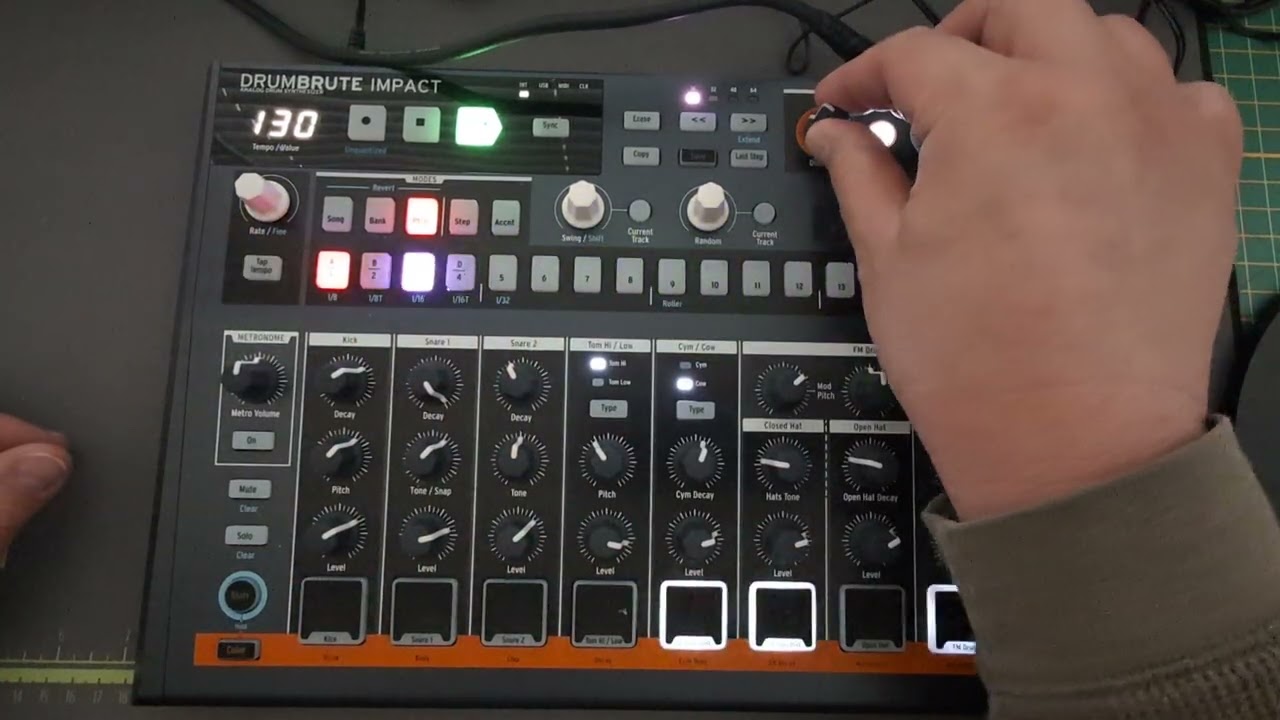 Improvised Jam Drumbrute impact Rainy Day ( Part 1)