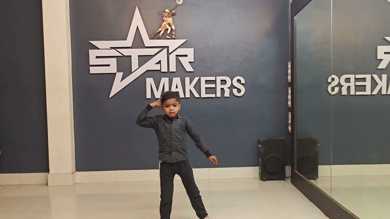 Kitne Aarman ...... STAR MAKERS DANCE STUDIO 