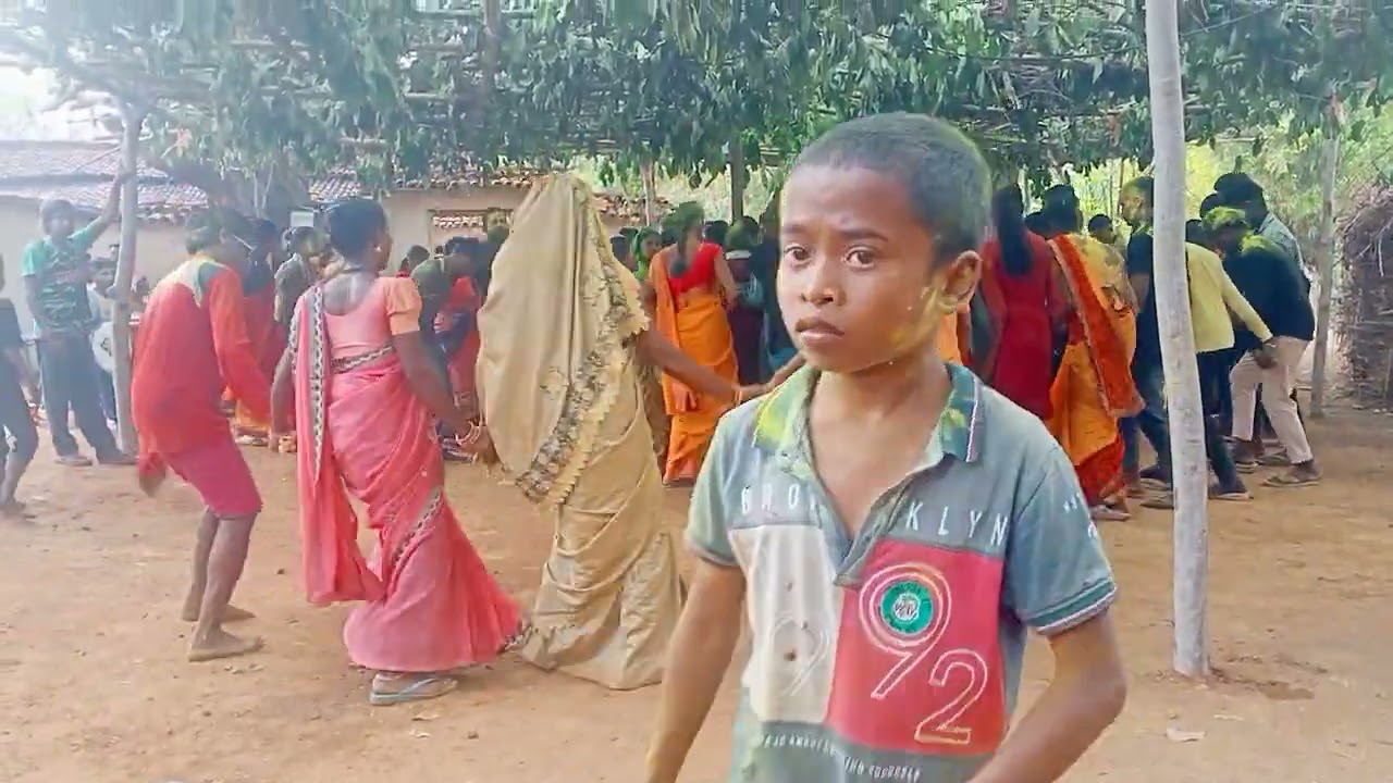 Chain dance with village in cg kotba|| #shadinachcg #cgvlogs 