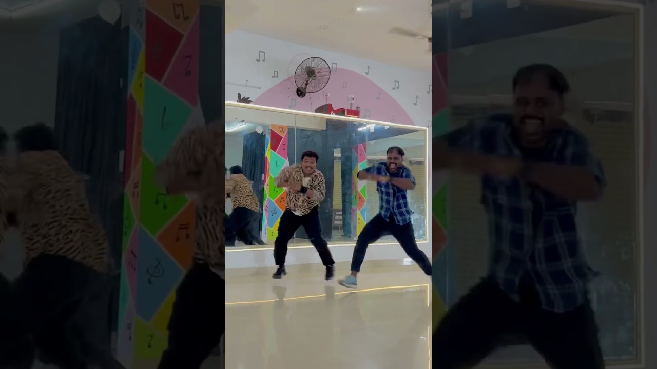 Chitti Aayire  #trending #style #prabhas #bujjigadu #shortsdance #shortsvideo #expression #dancer