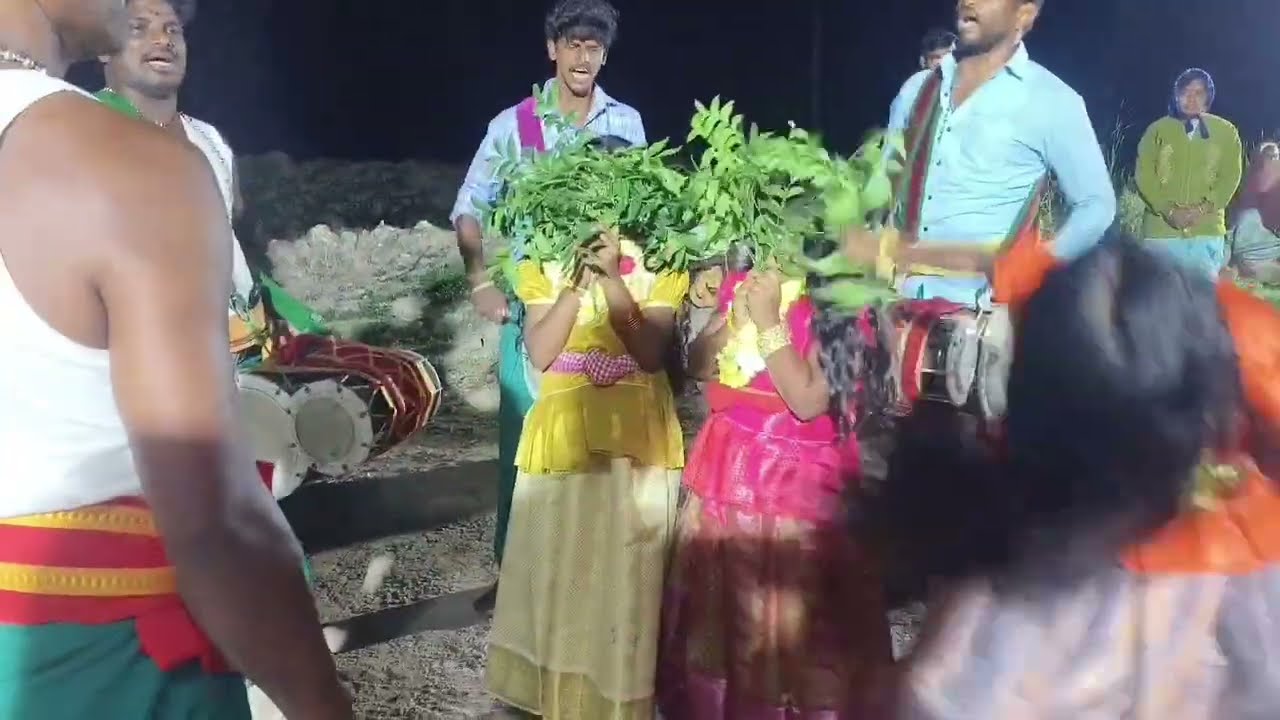 7 வயது சிறுமிகள் சாமியாடும் காட்சி வர்னித்து அழைத்த பூசாரி | பம்பைசெந்தில் பூசாரிப்பாட்டு