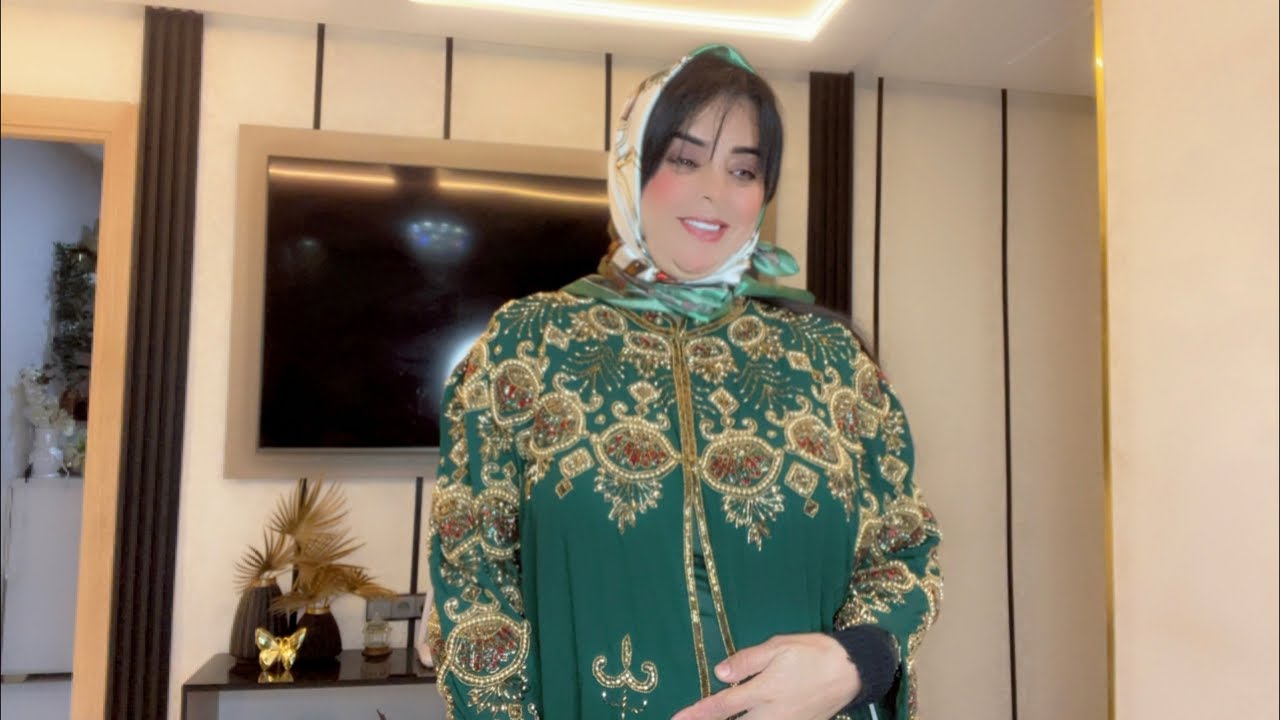 واخيراً عدنا انا وسعيدة من جديد عبايات اماراتية راقية لمناسباتكم:صيكان/اكسسوارات ☎️0660094666
