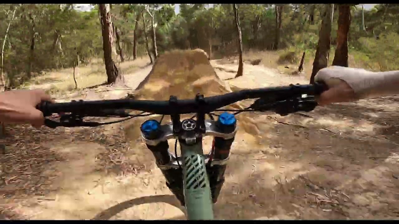 nortons park dirt jumps day out #mtb #steez #redbull