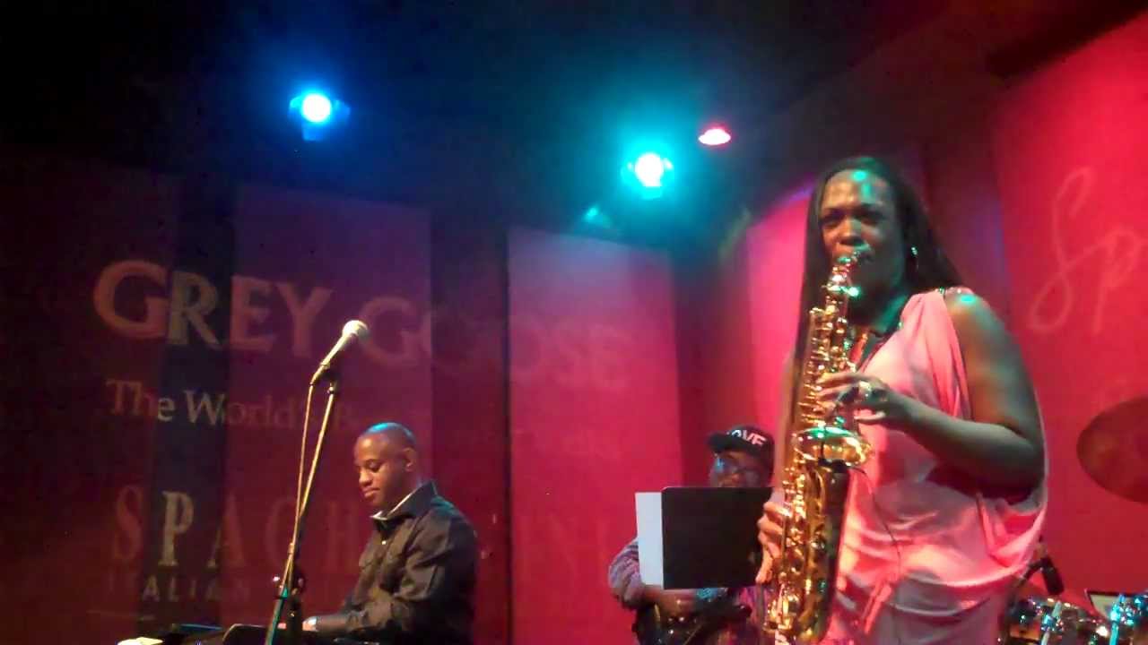 Jeanette Harris performs Saxy live at Spaghettinis