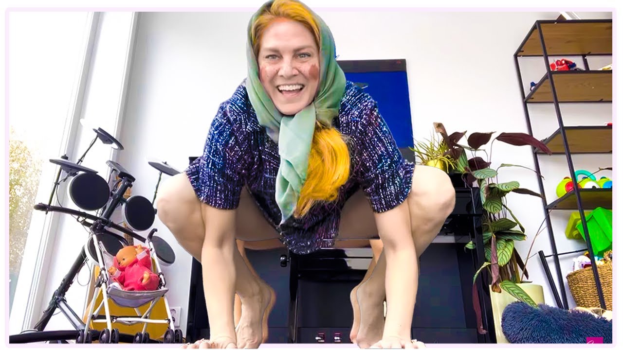 YOGA CLASS! Day 1560 of yoga and gratefulness