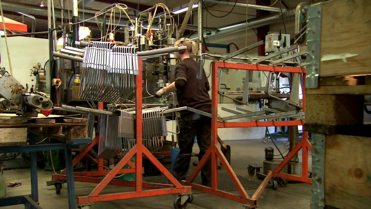 Fast Arbejde - Leoka, Aalestrup Danmark fra TV Midtvest