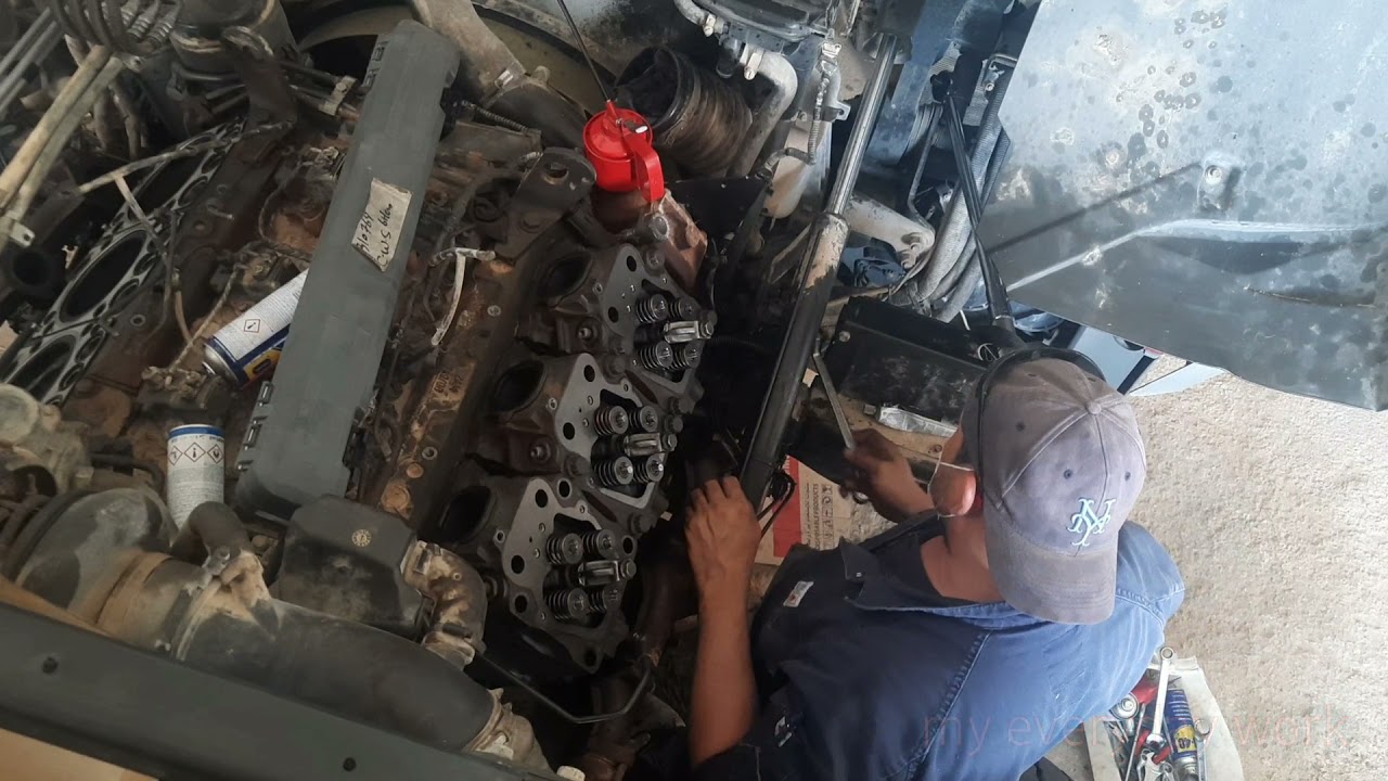 OM 501 engine top overhauling (installing cylinder head gasket) last part