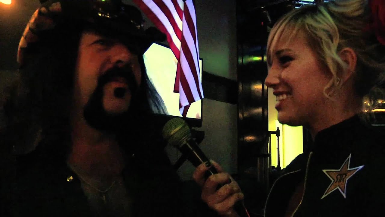 Rockstar Lounge: Vinnie Paul