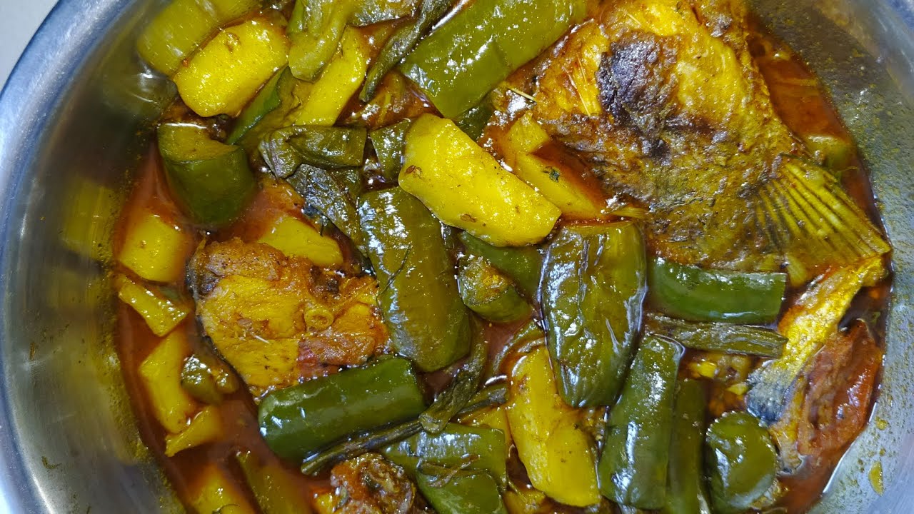 কালো বেগুন দিয়ে রুই মাছের তরকারি। #cooking #beautyandfamily 