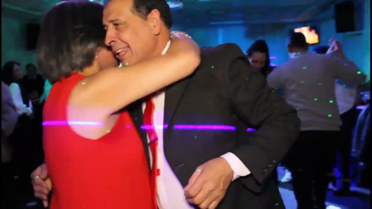 Saludos y baile   40 años de casados