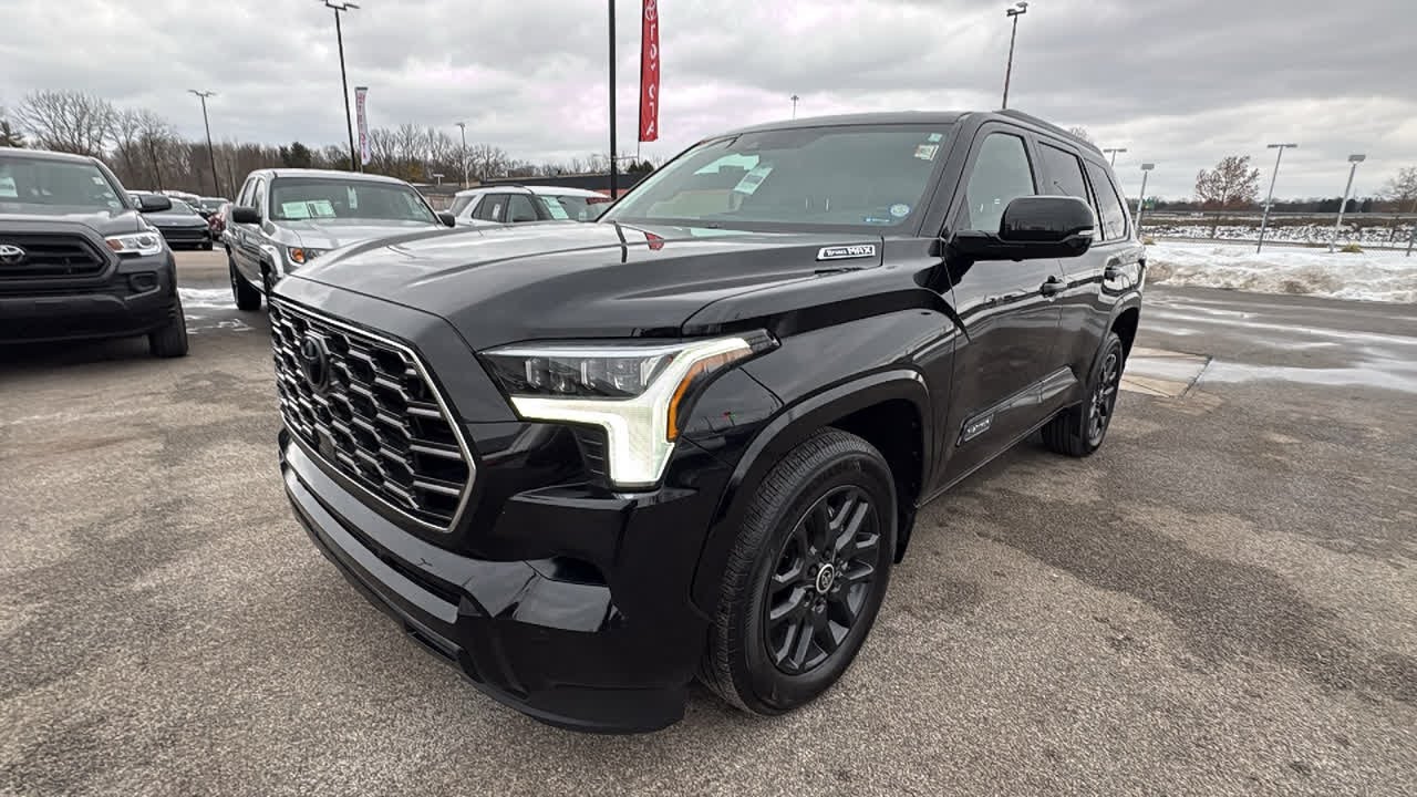 2024 Toyota Sequoia Platinum Akron, Wadsworth, Canton, Barberton, Copley OH