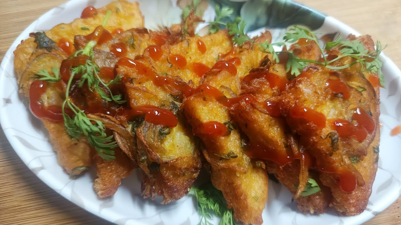 Onion bread pakoda |bread pakoda |onion pakoda|प्याज ब्रेड पकोड़ा| Colours of kitchen....