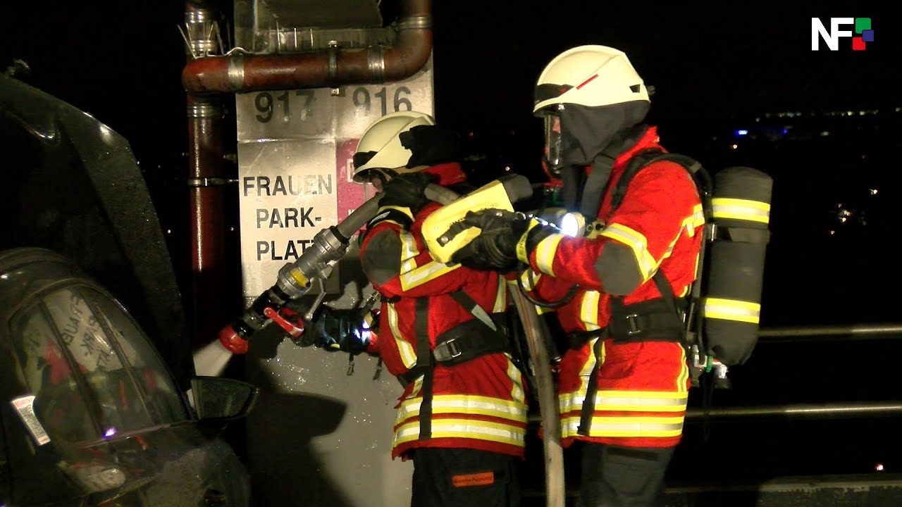 21.12.2017 - Brand mehrerer Pkw im Parkhaus in Leinfelden-Echterdingen