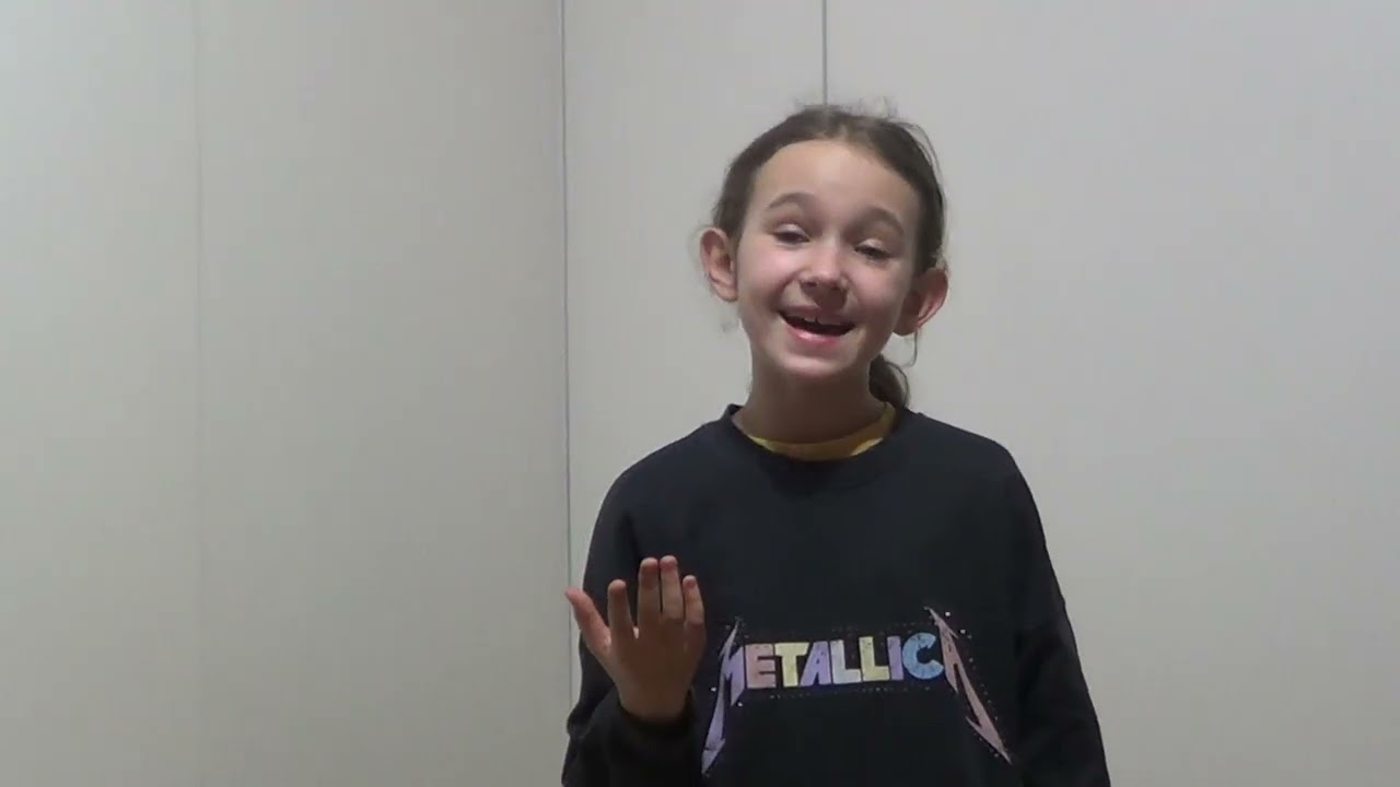 Zuzia Kurek, lat 9, Kołysanka dla mamy