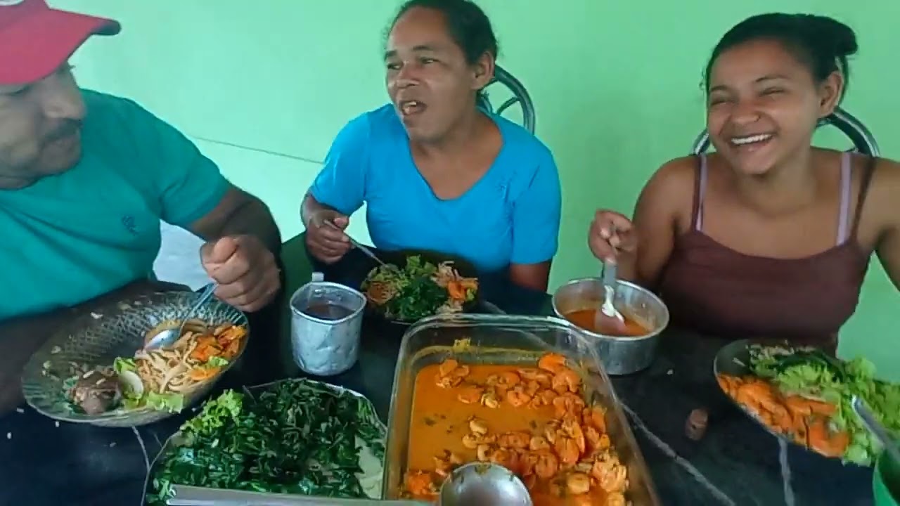 hoje cordeiro tá comendo camarão 😋