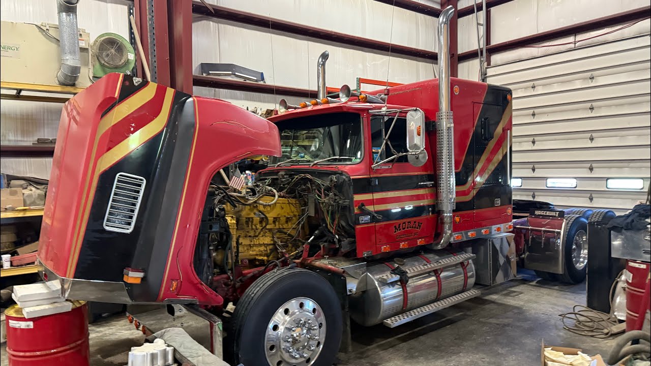 3406B in 1986 Ford LTL 9000 gets a in frame  overhaul