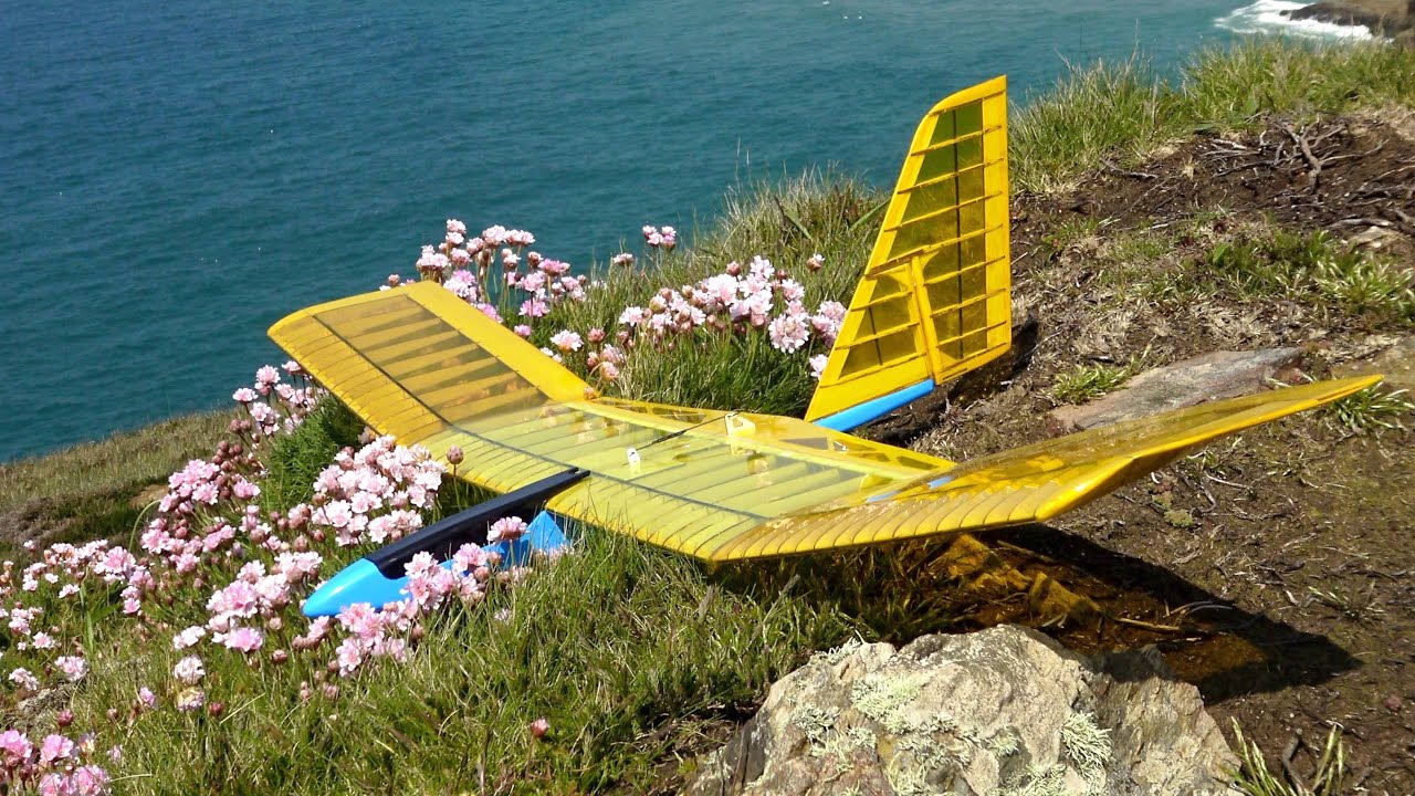 Dune Freak 1.2M Maiden Flight. Sub 250g kit by Angelwing designs.