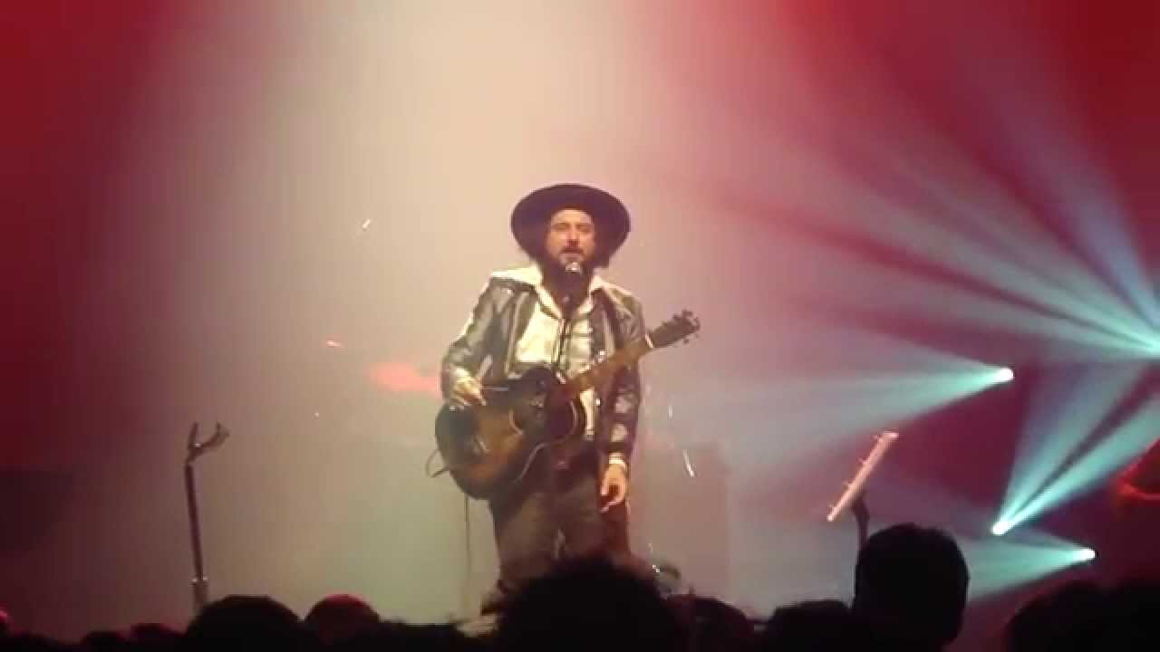 Vinicio Capossela e la Banda della Posta - Gambale Twist (live@Ancienne Belgique 2015)