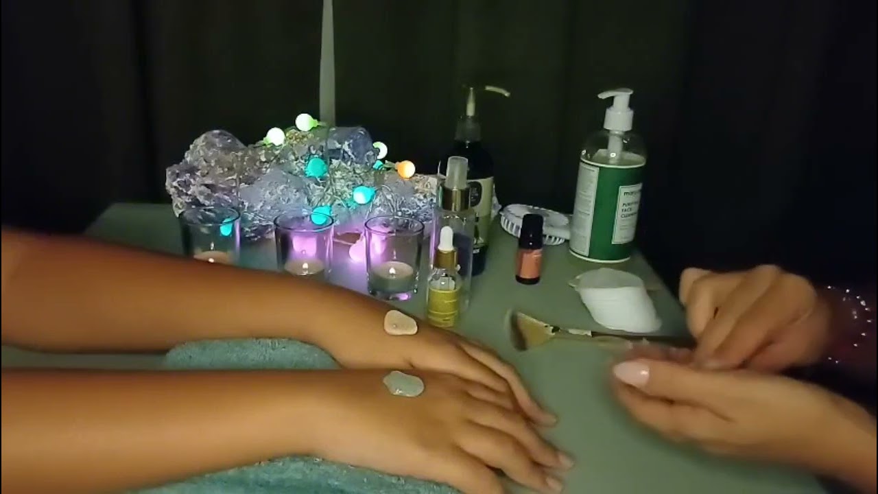 |ASMR| Ellerine hakkettiği ilgiyi veriyorum  #asmrhandmassage #massage #asmr #elmasaji #turkceasmr 